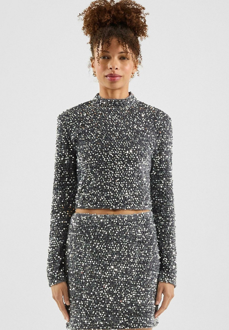 Блуза QS Blouse, Silber/Silver-Coloured
Блуза QS Blouse, Silber/Silver-Coloured