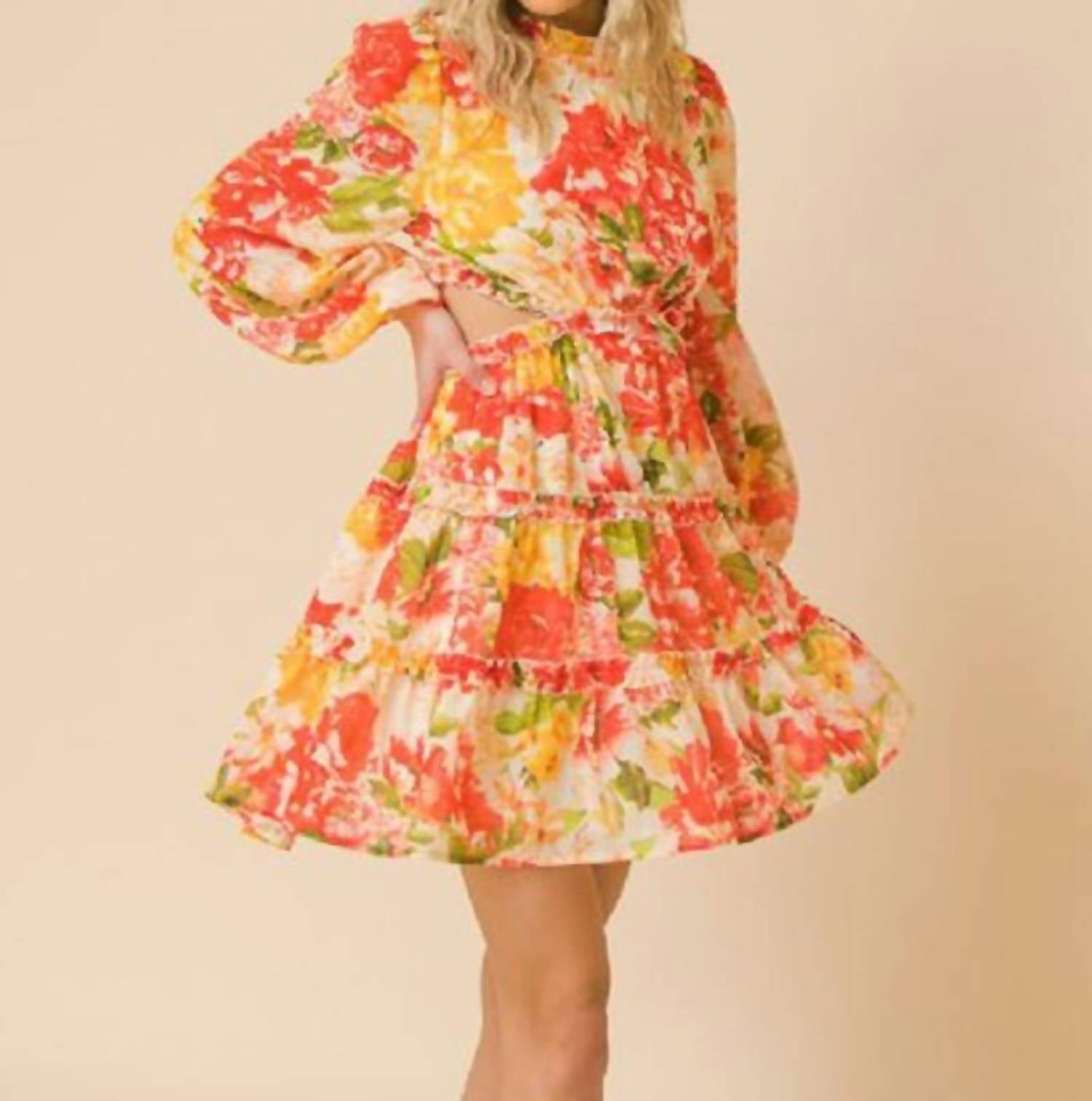 Мини-платье с принтом и вырезами в красно-желтом цвете FLYING TOMATO
Мини-платье с принтом и вырезами в красно-желтом цвете FLYING TOMATO