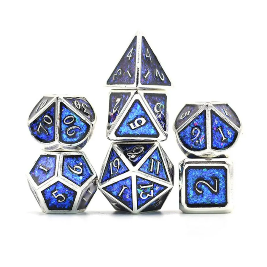 Набор Poly — сапфировые украшения с серебром (7), Dice Sets - Metal (Foam Brain Games)
Набор Poly — сапфировые украшения с серебром (7), Dice Sets - Metal (Foam Brain Games)