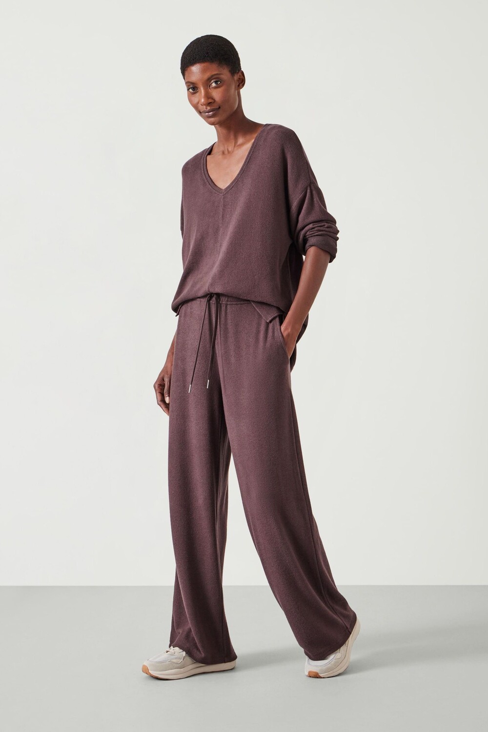 Джоггеры Elle supersoft с широкими штанинами Hush, фиолетовый
Джоггеры Elle supersoft с широкими штанинами Hush, фиолетовый