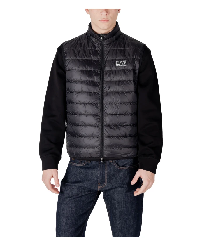 Жилет без рукавов с высоким воротником Emporio Armani Ea7, черный
Жилет без рукавов с высоким воротником Emporio Armani Ea7, черный