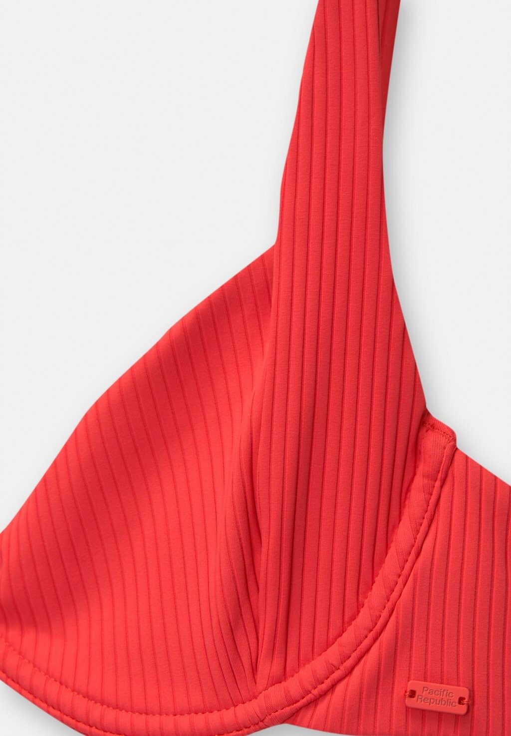 Верхняя часть бикини PULL&BEAR, красный
Верхняя часть бикини PULL&BEAR, красный