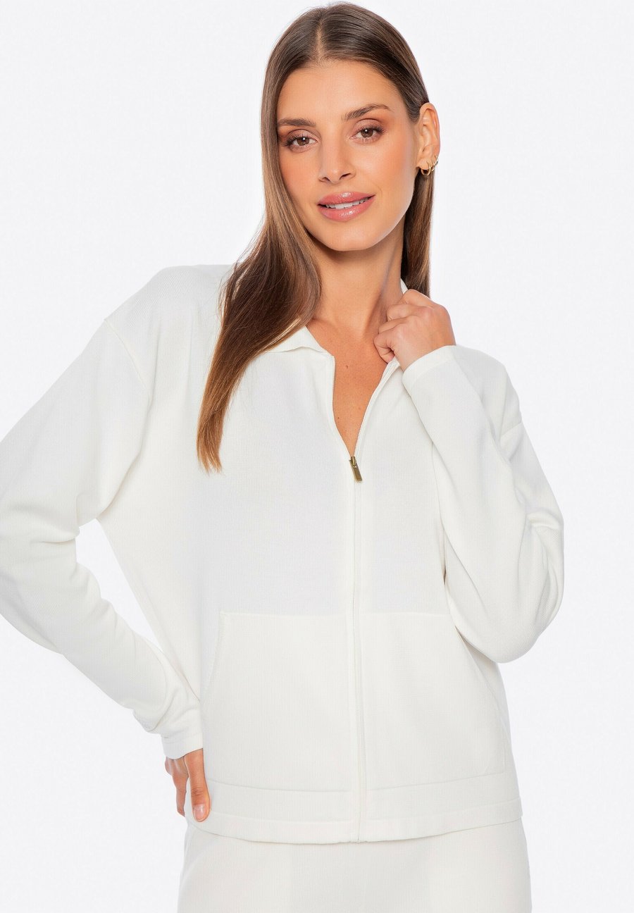 Толстовка WITTCHEN Zip-up sweatshirt, Cream/Off-White, Белый, Толстовка WITTCHEN Zip-up sweatshirt, Cream/Off-White
Толстовка WITTCHEN Zip-up sweatshirt, Cream/Off-White, Белый, Толстовка WITTCHEN Zip-up sweatshirt, Cream/Off-White