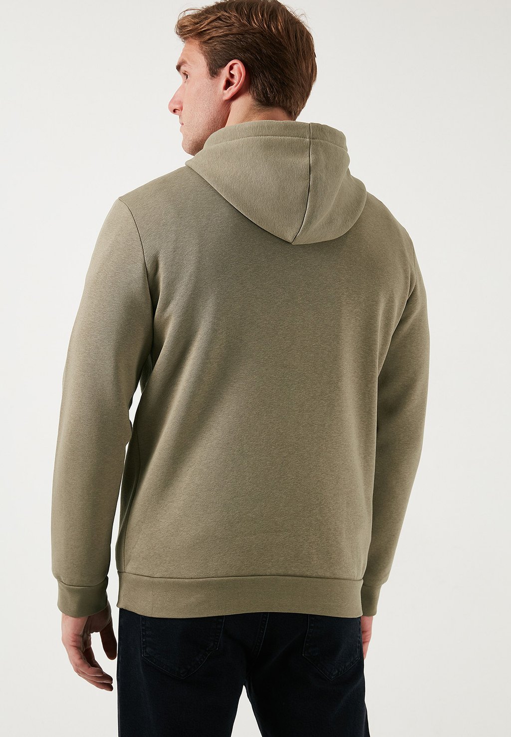 Толстовка с капюшоном REGULAR FIT Buratti, зеленый
Толстовка с капюшоном REGULAR FIT Buratti, зеленый