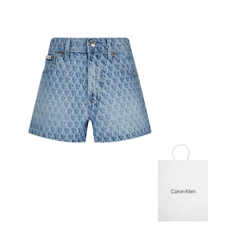 Calvin Klein Женские джинсовые шорты светло-голубые
Calvin Klein Женские джинсовые шорты светло-голубые