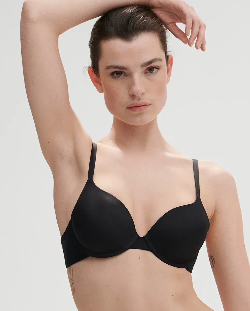 Бюстгальтер на косточках с глубоким вырезом Simone Pérèle, черный
Бюстгальтер на косточках с глубоким вырезом Simone Pérèle, черный