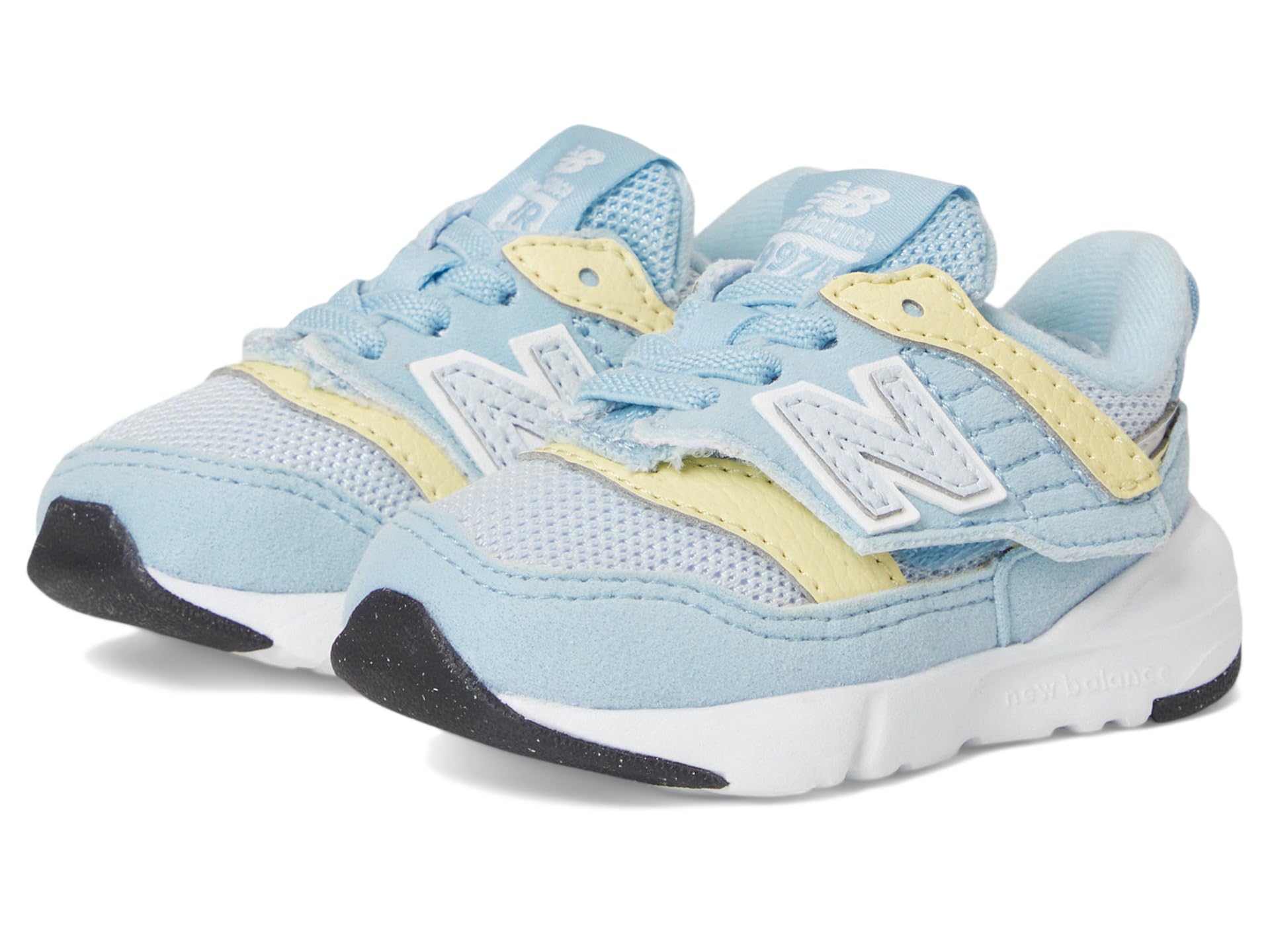 Кроссовки New Balance Kids 997Rv1 New-B Hook & Loop, цвет Light Chrome Blue/Parchment
Кроссовки New Balance Kids 997Rv1 New-B Hook & Loop, цвет Light Chrome Blue/Parchment
