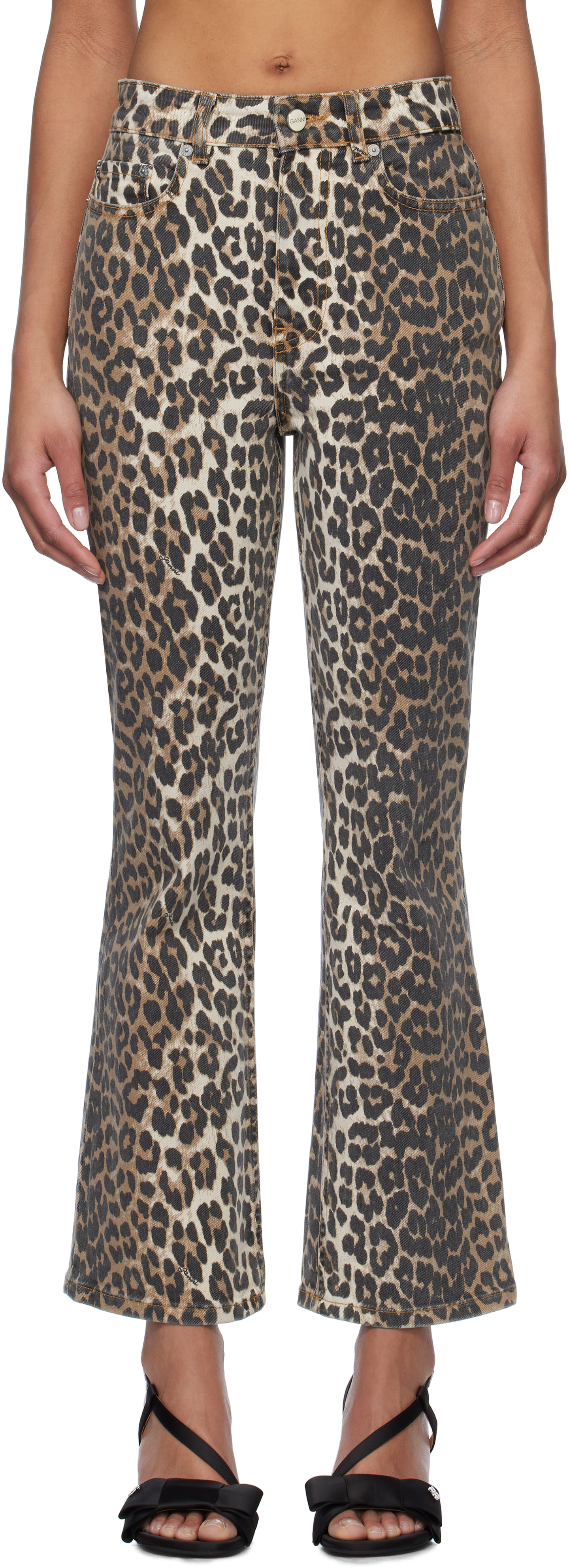 Коричневые укороченные джинсы Betzy GANNI
Коричневые укороченные джинсы Betzy GANNI