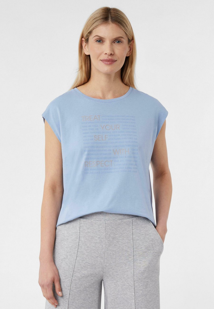 Футболка comma casual identity Print T-shirt, Arktisblau/Light Blue, Синий, Футболка comma casual identity Print T-shirt, Arktisblau/Light Blue
Футболка comma casual identity Print T-shirt, Arktisblau/Light Blue, Синий, Футболка comma casual identity Print T-shirt, Arktisblau/Light Blue