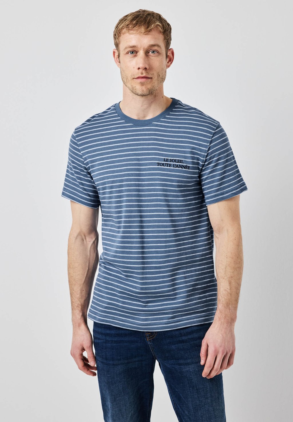 Футболка с принтом MIT STRUKTURSTREIFEN Street One MEN, синий
Футболка с принтом MIT STRUKTURSTREIFEN Street One MEN, синий