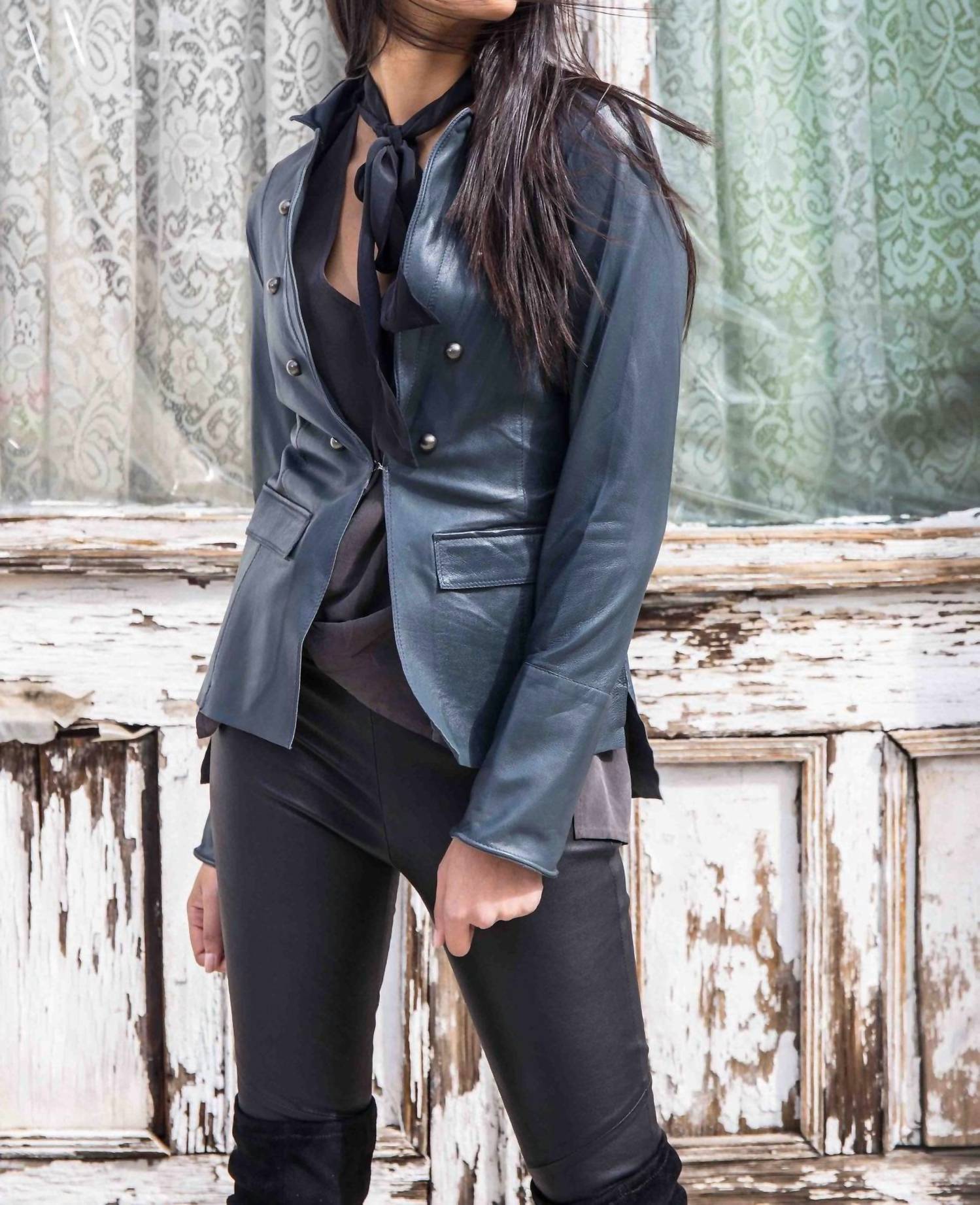 Куртка Rebecca в сланцевом цвете jakett, цвет slate
Куртка Rebecca в сланцевом цвете jakett, цвет slate