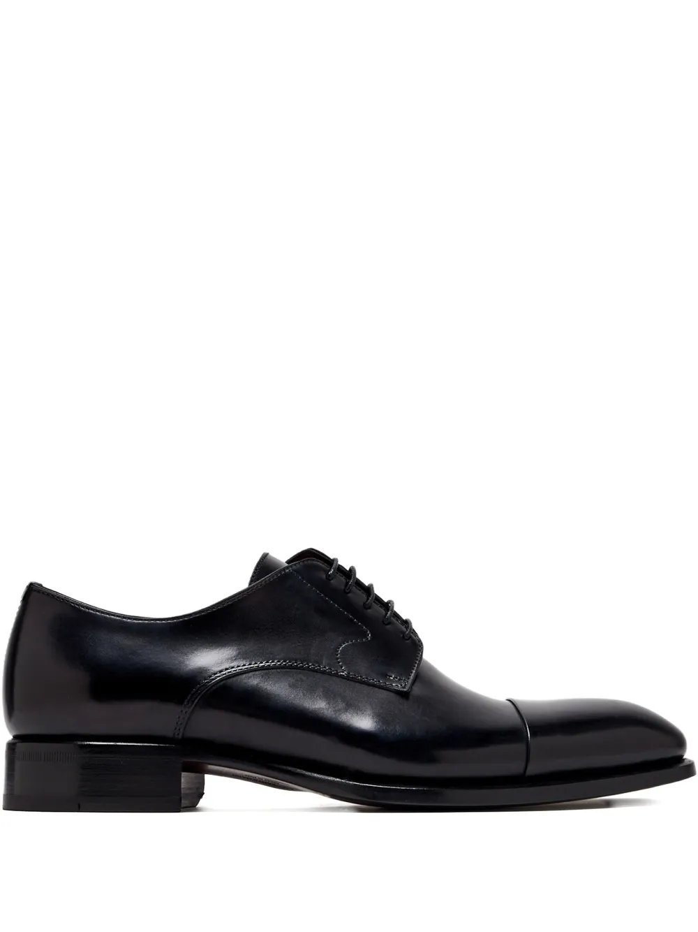 Кожаные туфли дерби с закрытым носком Brioni, черный 
Кожаные туфли дерби с закрытым носком Brioni, черный
