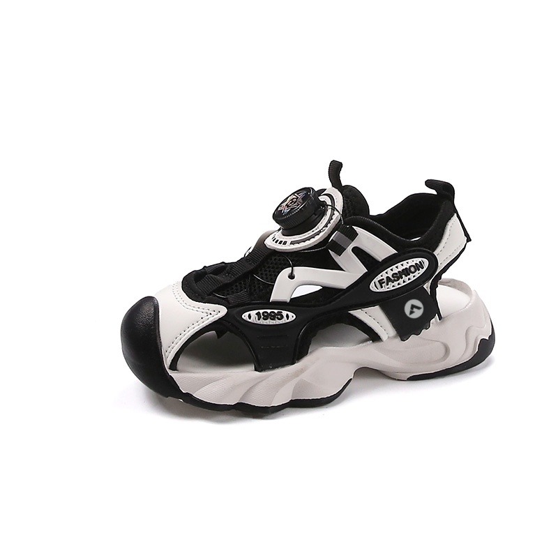 Легкие противоскользящие сандалии с амортизацией для детей TROADLOP, черный
Легкие противоскользящие сандалии с амортизацией для детей TROADLOP, черный