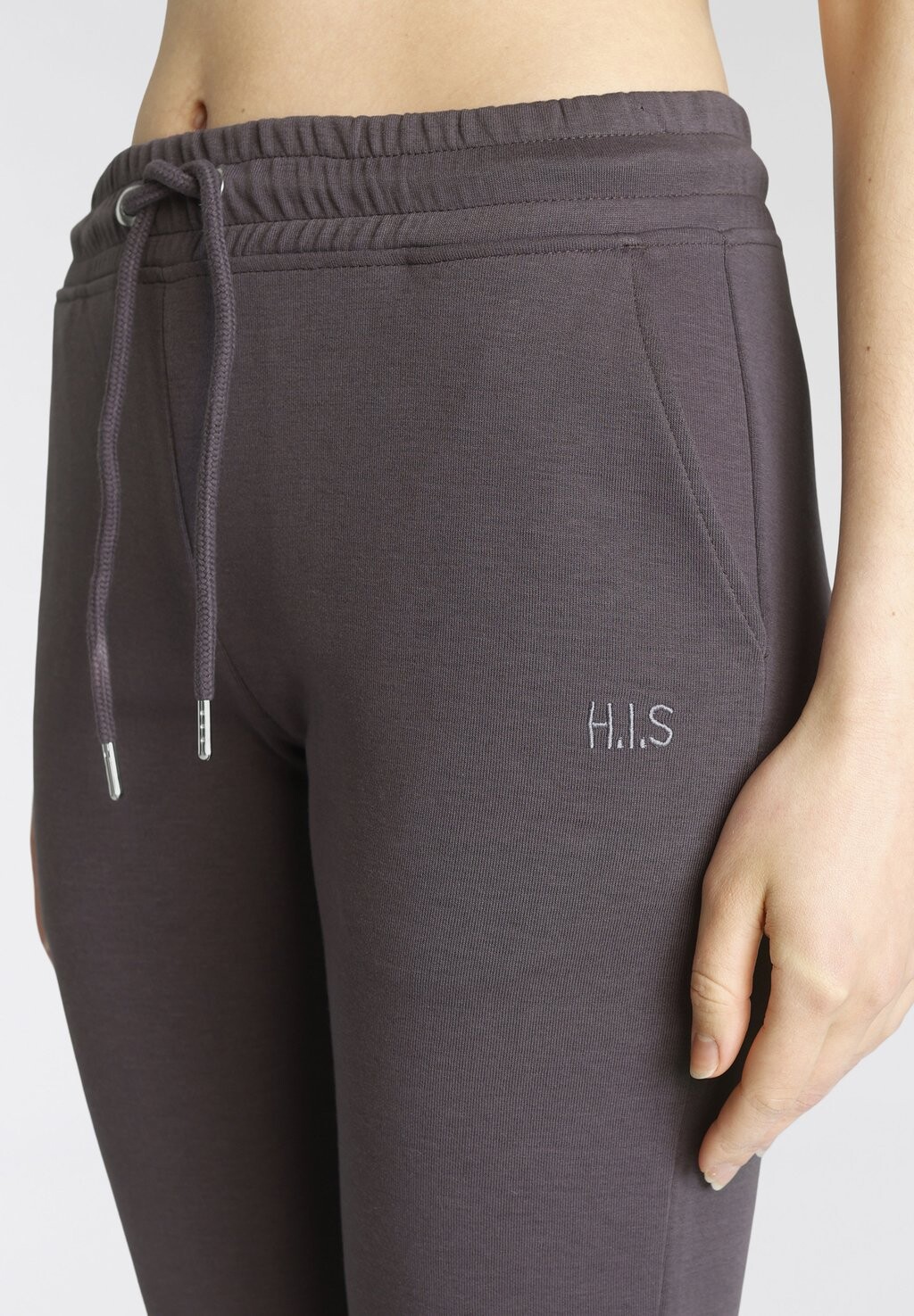 Брюки спортивные SCHLUPF H.I.S, цвет dunkelbraun
Брюки спортивные SCHLUPF H.I.S, цвет dunkelbraun