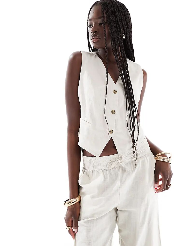 Жилет Vero Moda, приталенный в камне 
Жилет Vero Moda, приталенный в камне