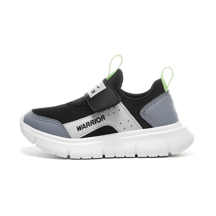 Кроссовки для бега с низким верхом, противоскользящие, амортизирующие, износостойкие, с отскоком, детские WARRIOR, черный/серый 
Кроссовки для бега с низким верхом, противоскользящие, амортизирующие, износостойкие, с отскоком, детские WARRIOR, черный/серый