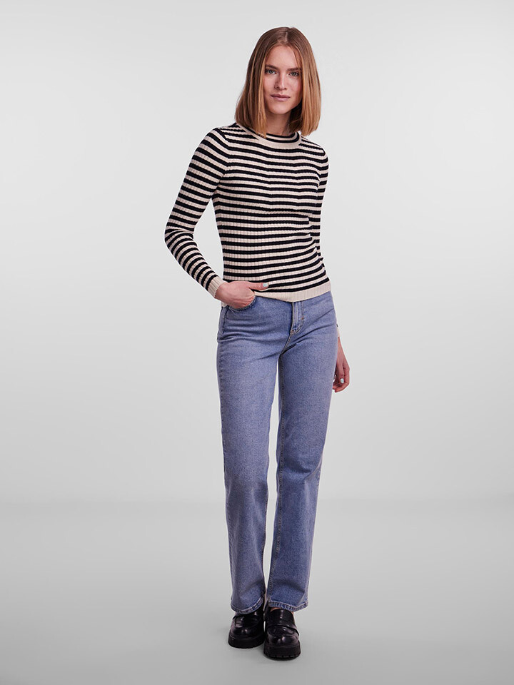 Свитер Pieces, бежевый
Свитер Pieces, бежевый