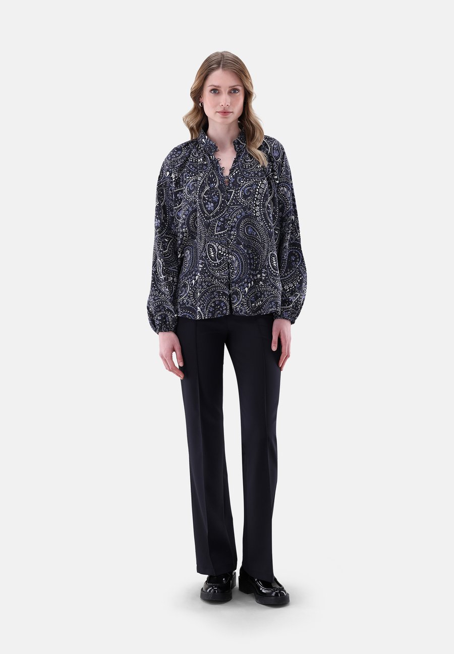 Блуза van Laack Button-down blouse, Dark Blue
Блуза van Laack Button-down blouse, Dark Blue