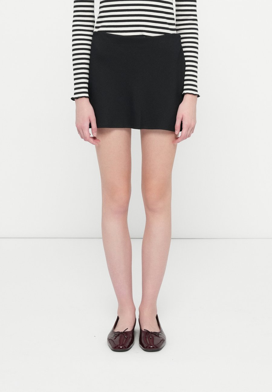 Юбка Hollister Co. Mini skirt, Black
Юбка Hollister Co. Mini skirt, Black