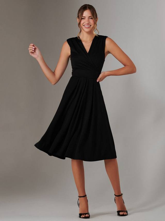 Платье миди без рукавов Jolie Moi, черный
Платье миди без рукавов Jolie Moi, черный