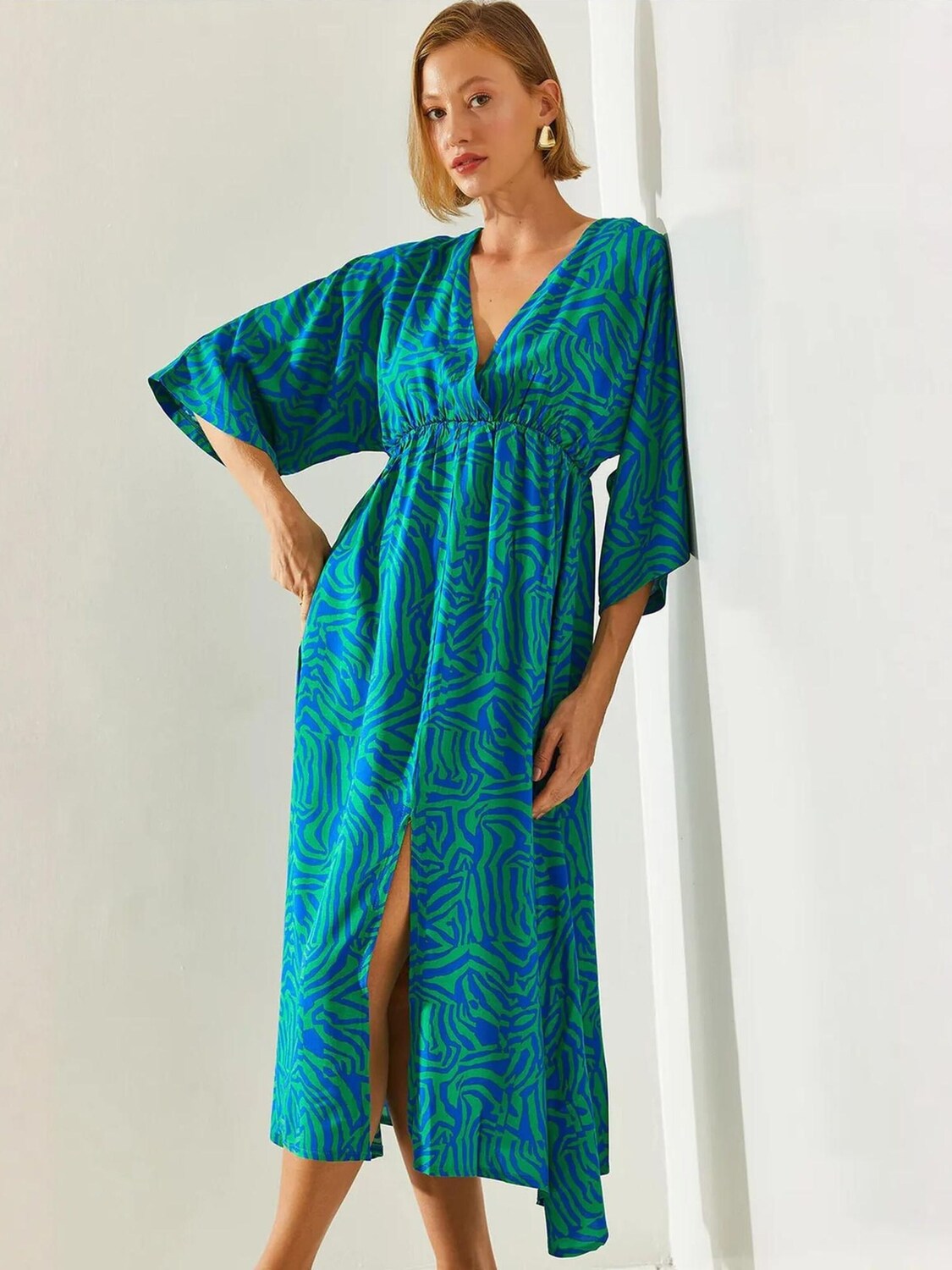 Bianco Lucci Платье в синем цвете
Bianco Lucci Платье в синем цвете