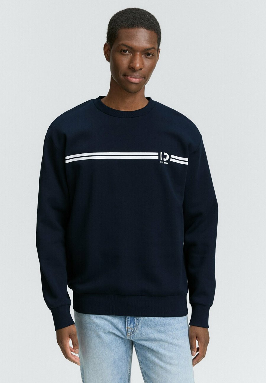 Толстовка TOM TAILOR DENIM Sweatshirt, Sky Captain Blue/Dark Blue
Толстовка TOM TAILOR DENIM Sweatshirt, Sky Captain Blue/Dark Blue