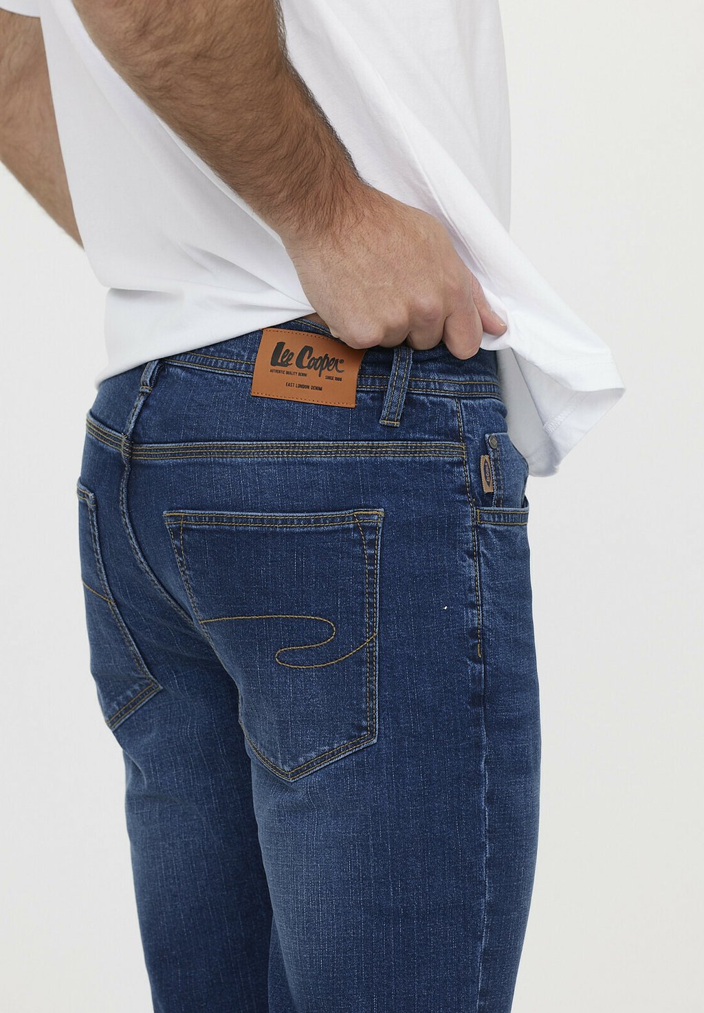 Джинсы прямого кроя Lee Cooper, синий
Джинсы прямого кроя Lee Cooper, синий