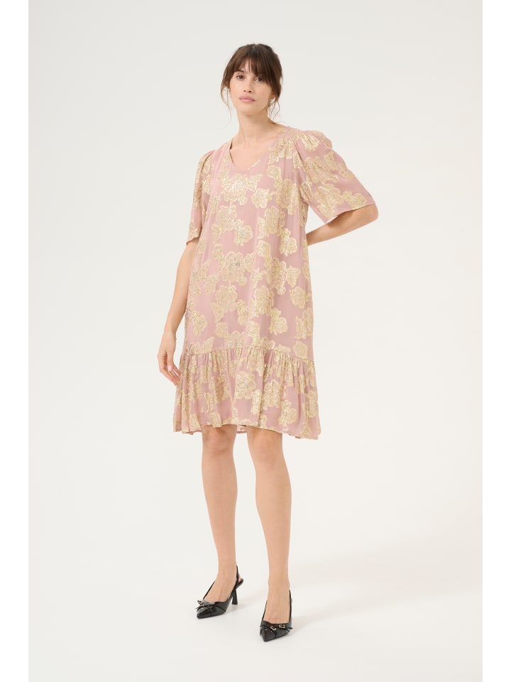 Платье свободного кроя CUfloi цвета бледно-лиловый CULTURE
Платье свободного кроя CUfloi цвета бледно-лиловый CULTURE