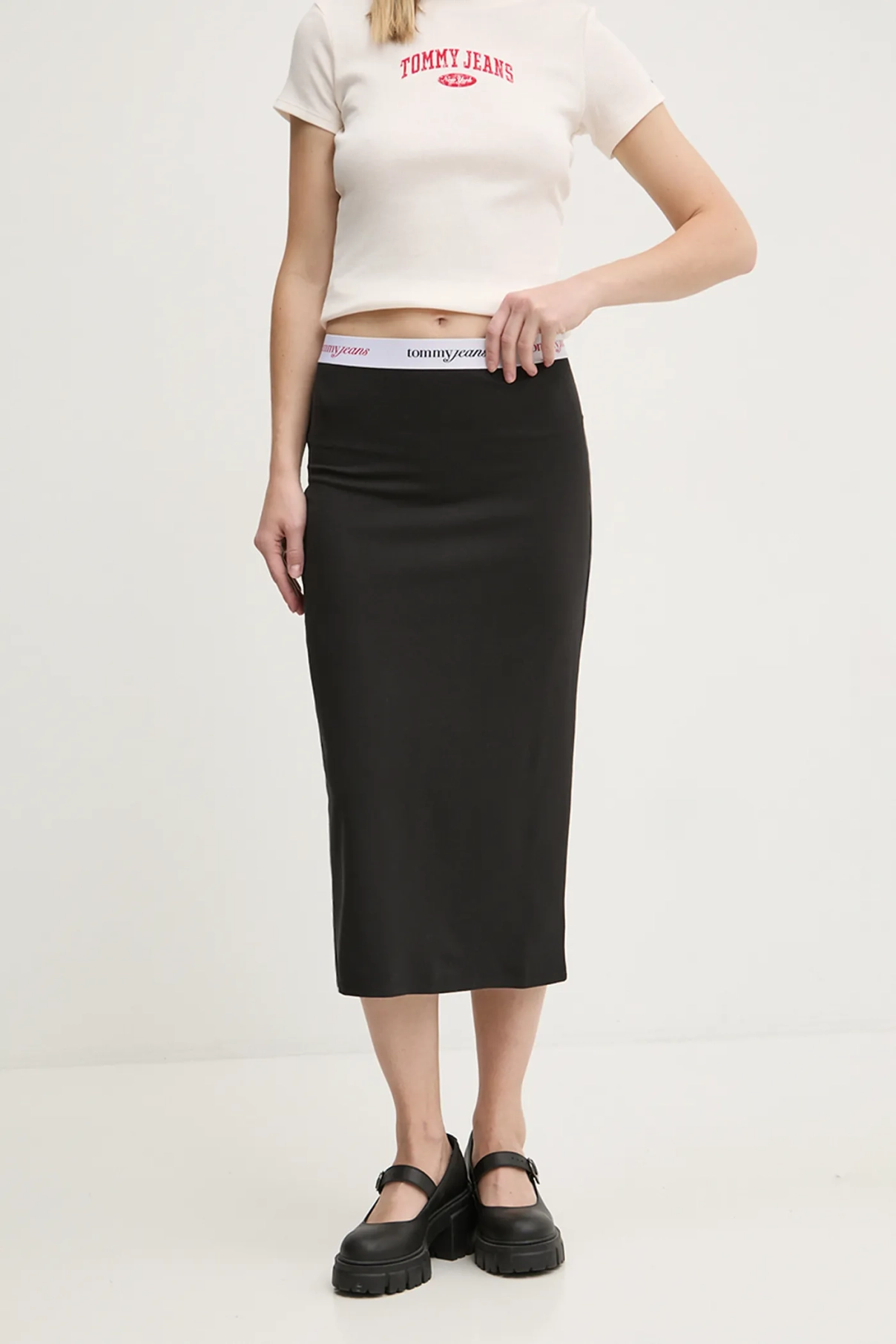 Юбка Tommy Jeans, черный
Юбка Tommy Jeans, черный