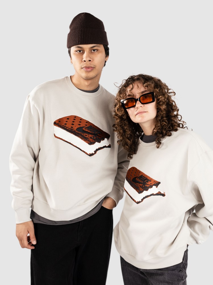 Свитер Nike SB Skate Fleece Crew Sweater, light bone/white
Свитер Nike SB Skate Fleece Crew Sweater, light bone/white