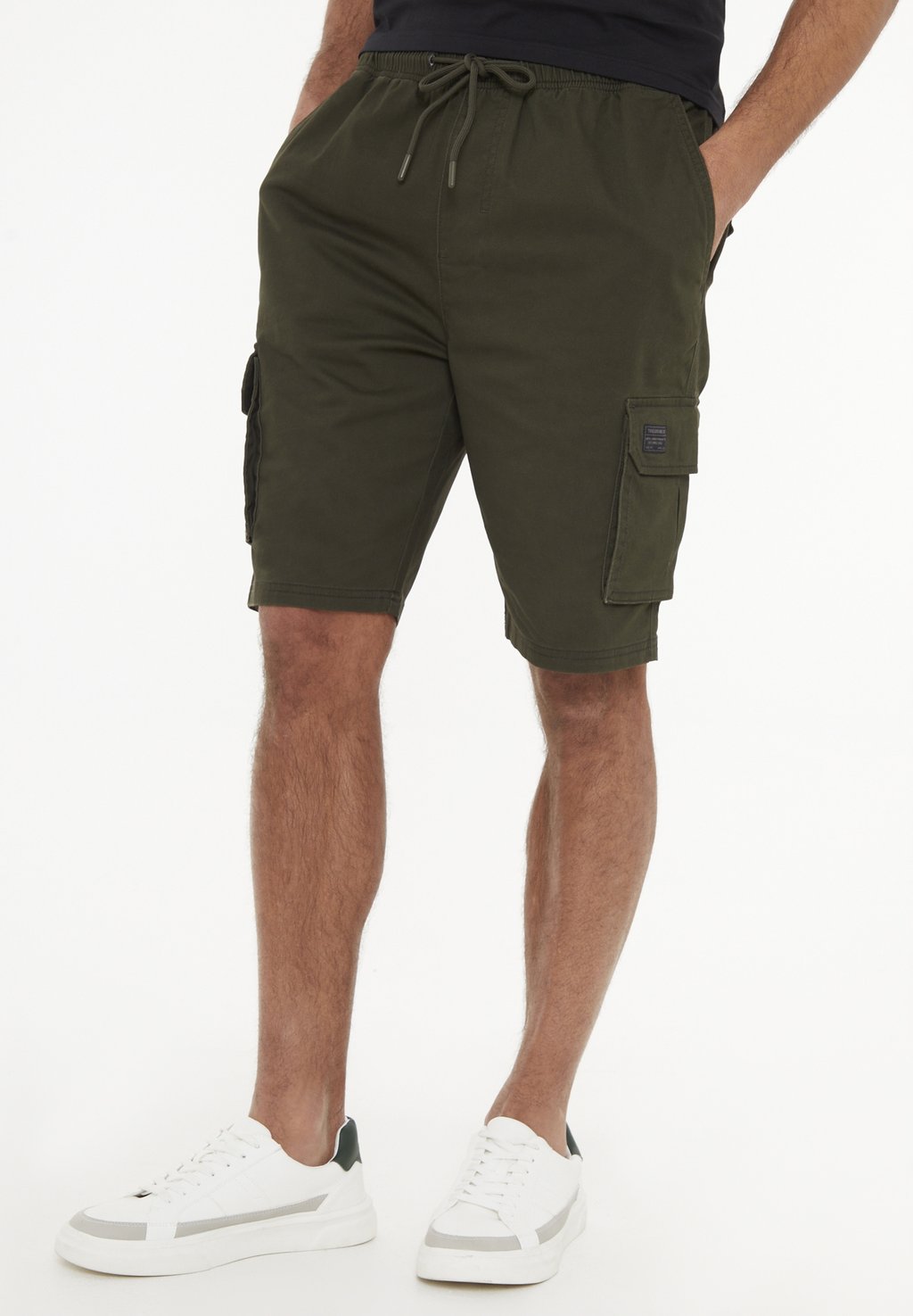 Шорты TROUP Threadbare, зеленый
Шорты TROUP Threadbare, зеленый