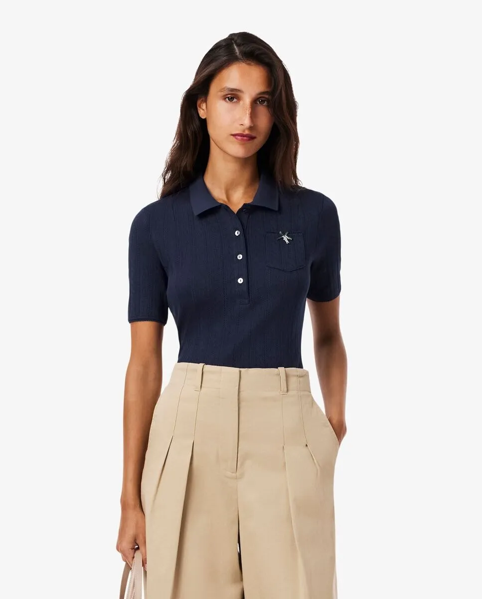 Женская футболка-поло из пунтовой ткани облегающего кроя с короткими рукавами и фирменными деталями Lacoste, темно-синий
Женская футболка-поло из пунтовой ткани облегающего кроя с короткими рукавами и фирменными деталями Lacoste, темно-синий