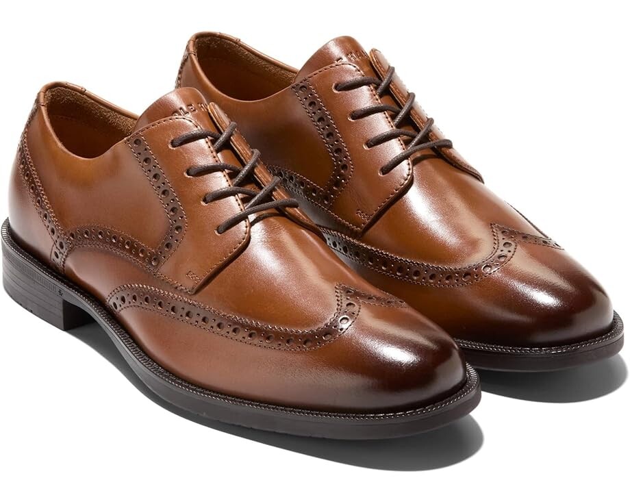 Оксфорды Cole Haan Bedford Wingtip Oxfords, цвет British Tan
Оксфорды Cole Haan Bedford Wingtip Oxfords, цвет British Tan