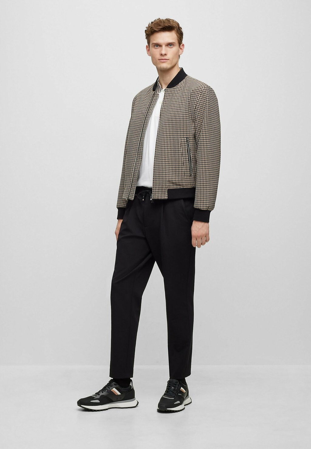 Низкие кеды BOSS JONAH RUNN, цвет Black One
Низкие кеды BOSS JONAH RUNN, цвет Black One