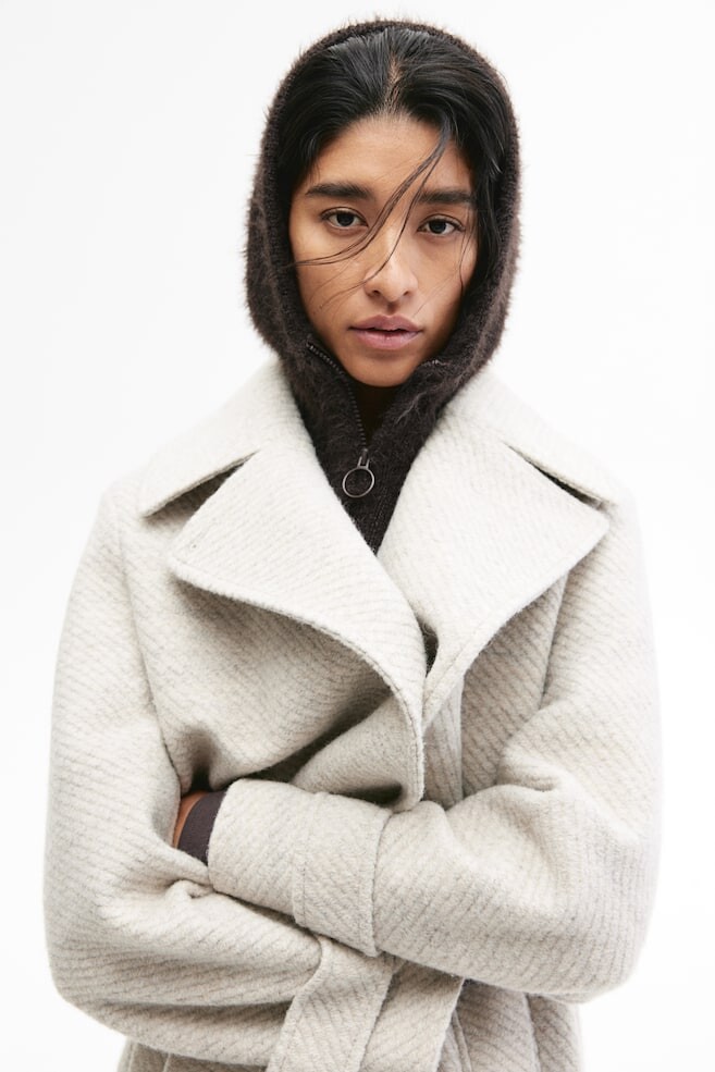 Пальто из твила с завязывающимся поясом H&M, серый
Пальто из твила с завязывающимся поясом H&M, серый