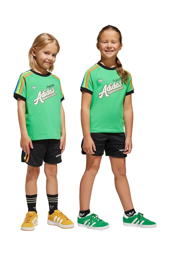 Детский комплект Adidas Originals, зеленый
Детский комплект Adidas Originals, зеленый