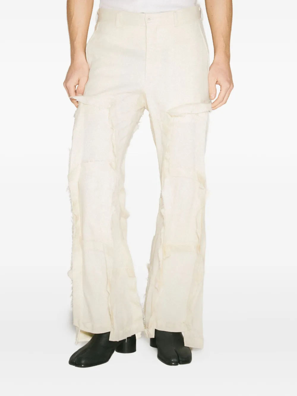 Брюки строгого кроя с бахромой Comme des Garçons Homme Plus, нейтральный
Брюки строгого кроя с бахромой Comme des Garçons Homme Plus, нейтральный