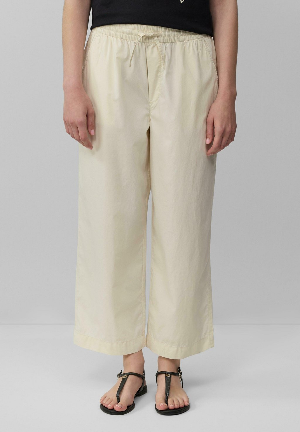 Брюки s.Oliver, кремовый
Брюки s.Oliver, кремовый