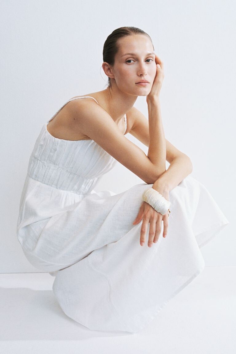 Платье-Майка с присборенным лифом H&M, белый 
Платье-Майка с присборенным лифом H&M, белый