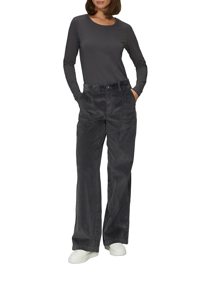 s.Oliver Вельветовые брюки - удобный крой - темно-серого цвета
s.Oliver Вельветовые брюки - удобный крой - темно-серого цвета