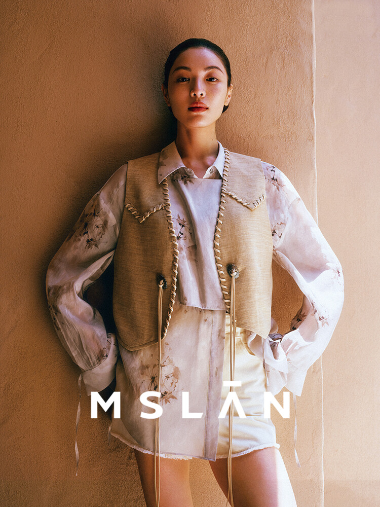 Джинсовые шорты Mslan трапециевидной формы для женщин, миндальный цвет
Джинсовые шорты Mslan трапециевидной формы для женщин, миндальный цвет