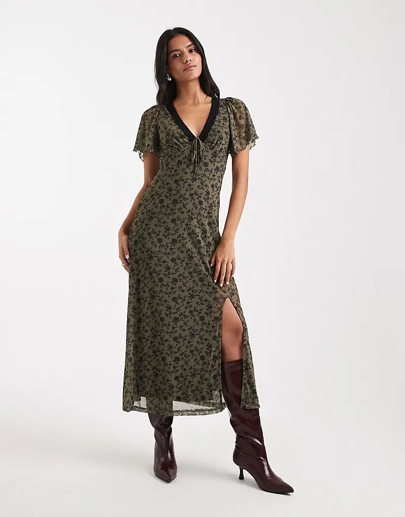 Платье-миди New Look с мелким цветочным принтом и сеткой цвета хаки
Платье-миди New Look с мелким цветочным принтом и сеткой цвета хаки
