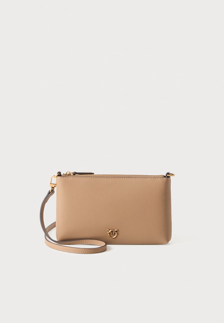Сумка кросс-боди Pinko FLAT HORIZONTAL MINI, Biscotto Zenzero/Antique Gold-Coloured/Beige
Сумка кросс-боди Pinko FLAT HORIZONTAL MINI, Biscotto Zenzero/Antique Gold-Coloured/Beige
