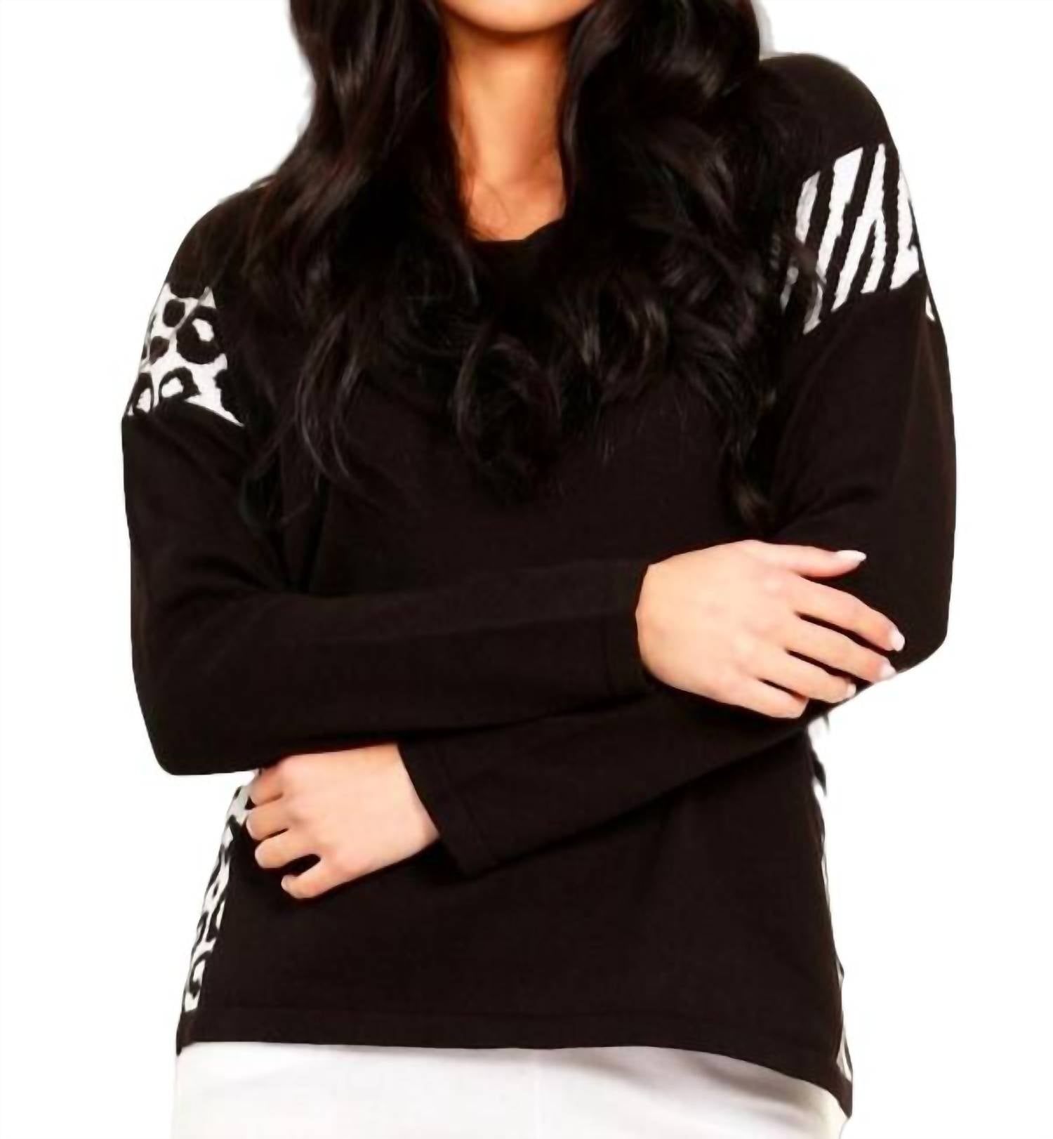 Топ с V-образным вырезом и анималистичным принтом в черном/белом цвете Angel Apparel
Топ с V-образным вырезом и анималистичным принтом в черном/белом цвете Angel Apparel