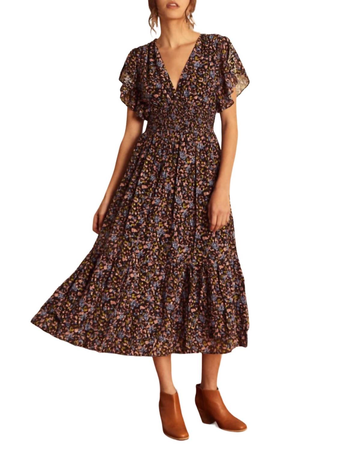 Платье Blakely в цвете лунного мха Caballero, Moonlit Moss
Платье Blakely в цвете лунного мха Caballero, Moonlit Moss