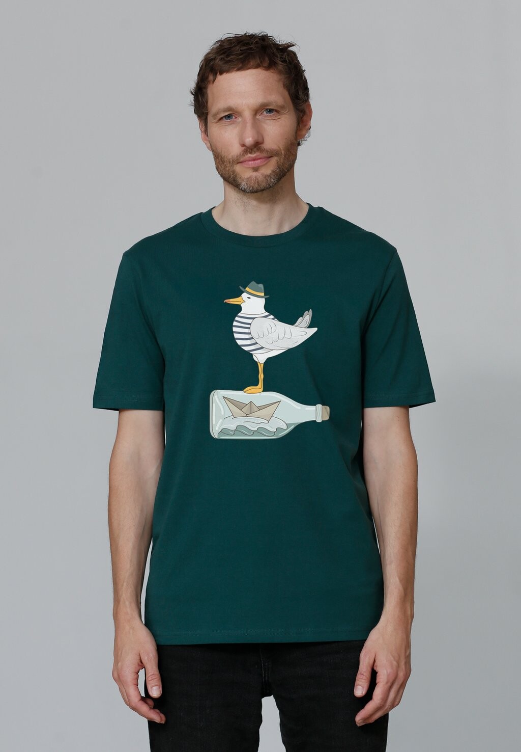 Футболка с принтом MÖWE MIT HUT watapparel, темно-зеленый
Футболка с принтом MÖWE MIT HUT watapparel, темно-зеленый