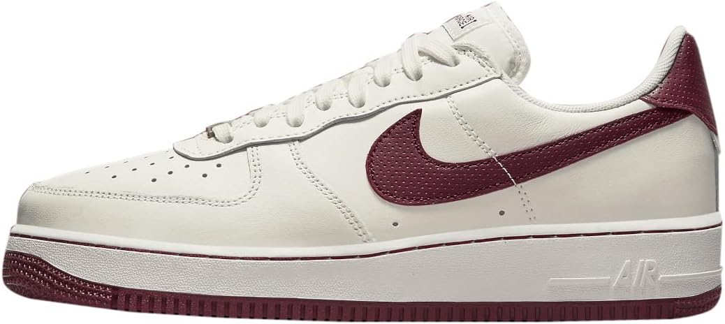 Nike Мужские кроссовки Modern, White Sail/Dark Beetroot
Nike Мужские кроссовки Modern, White Sail/Dark Beetroot