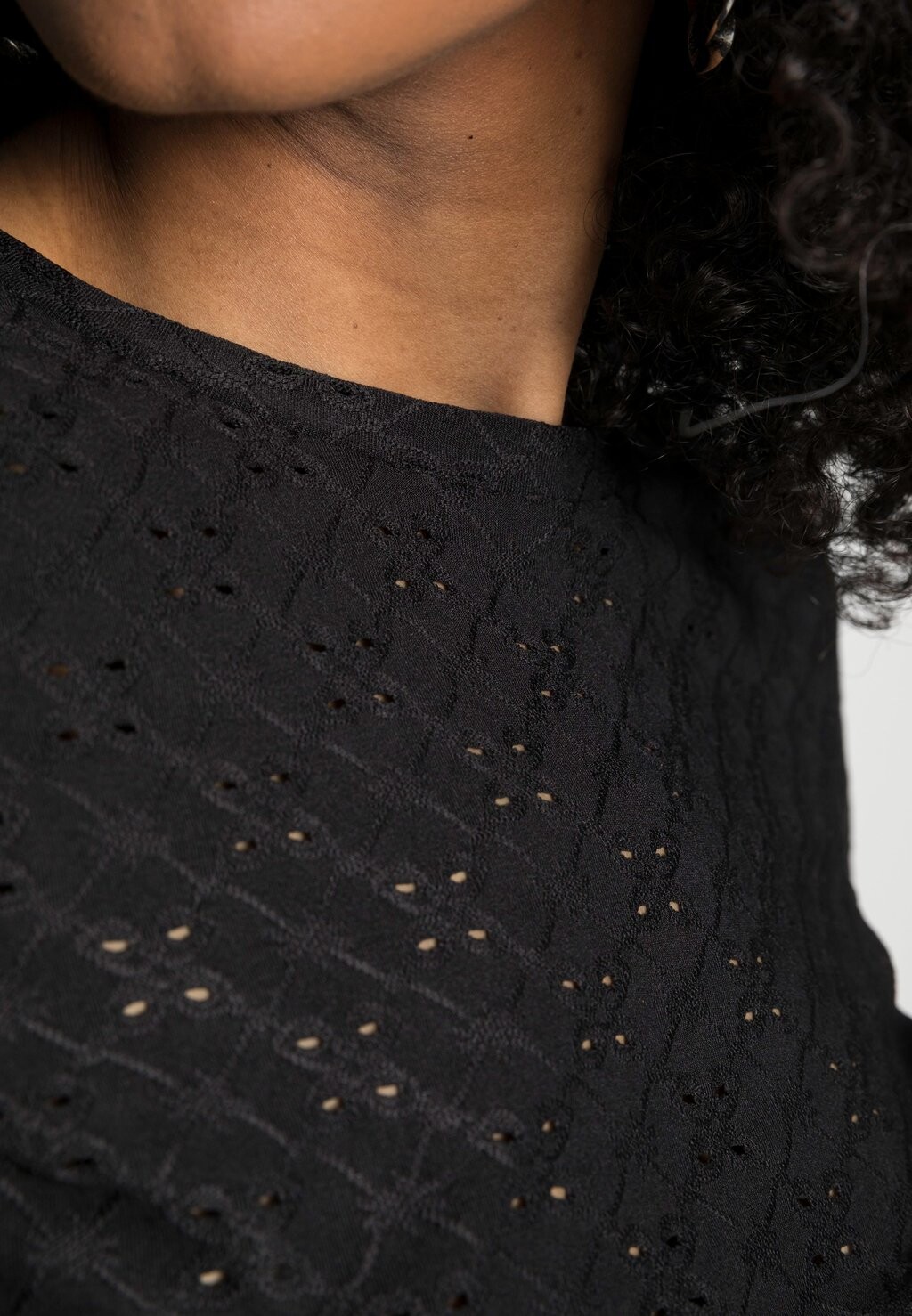 Блузка Jdycathinka Tag Top Noos JDY, черная
Блузка Jdycathinka Tag Top Noos JDY, черная