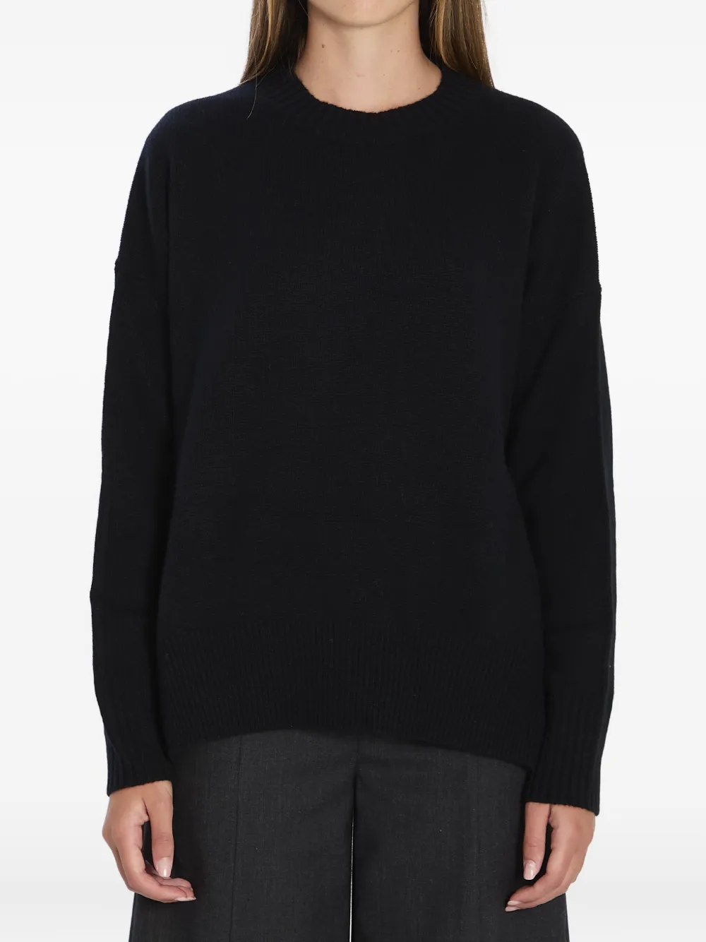 Кашемировый свитер в рубчик с круглым вырезом ALLUDE, черный
Кашемировый свитер в рубчик с круглым вырезом ALLUDE, черный