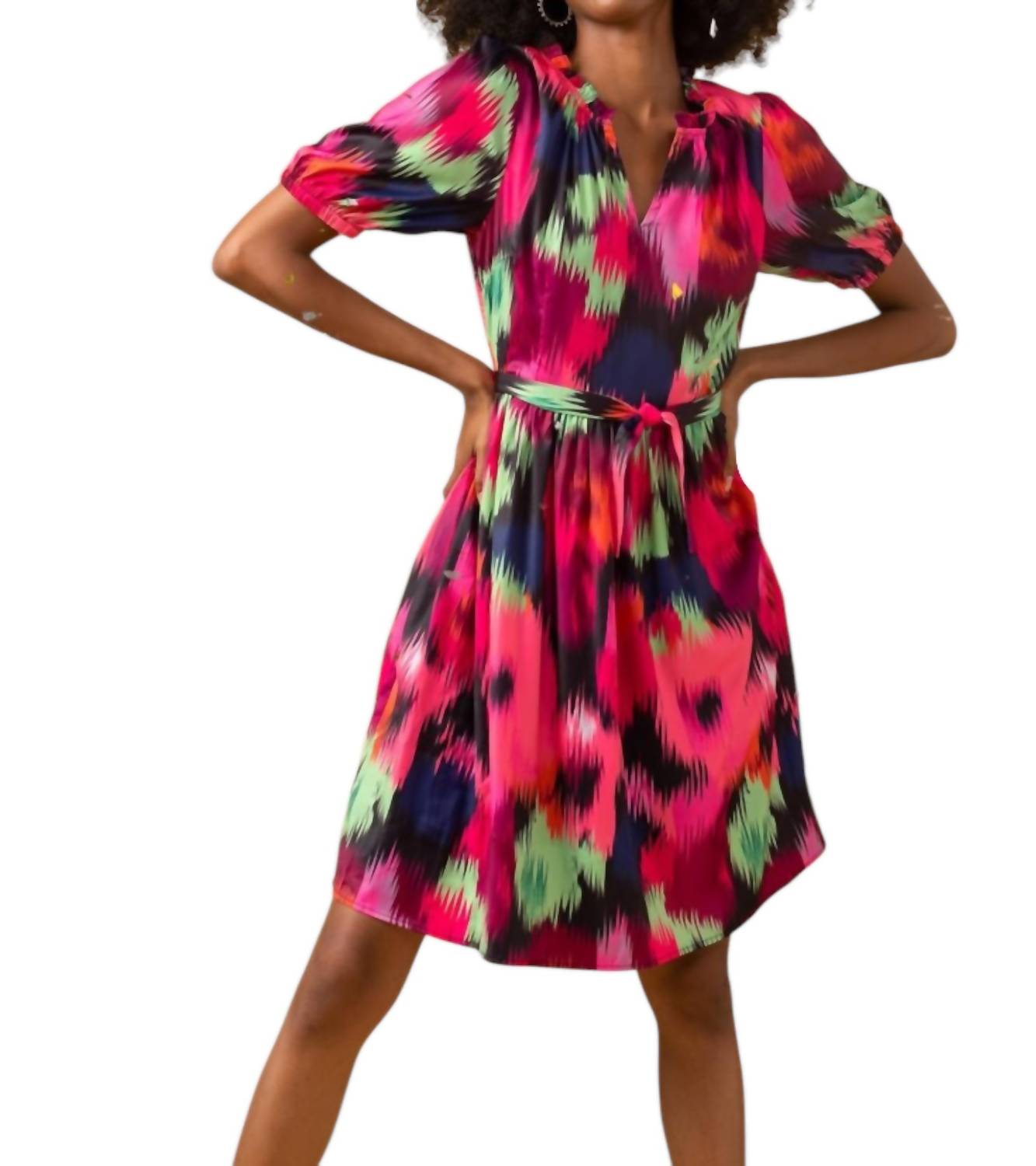 Платье Келли в стиле икат с розами ABBEY GLASS, цвет ikat roses
Платье Келли в стиле икат с розами ABBEY GLASS, цвет ikat roses